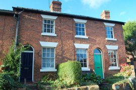 georgian terraced cottages in english town
